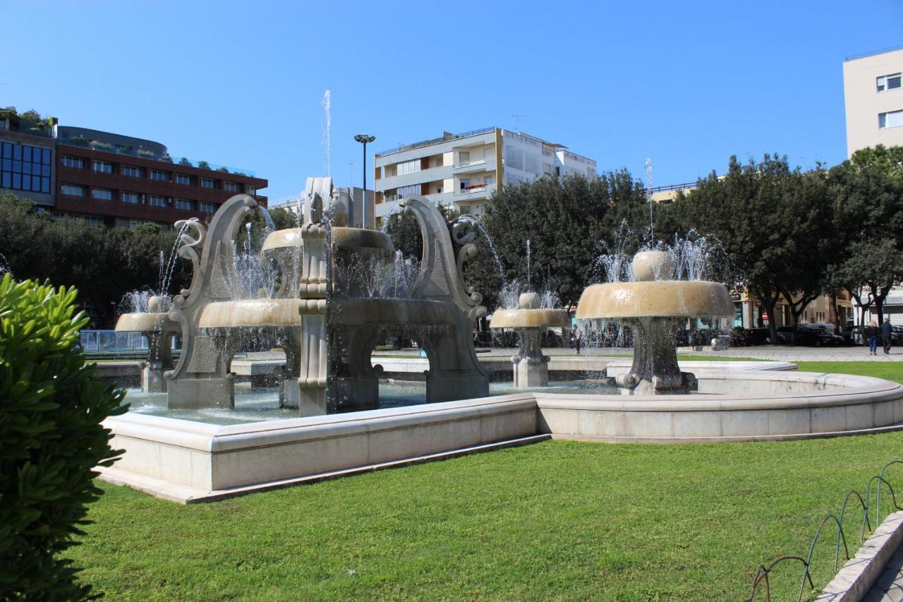 Piazza Mazzini Apartment เลชเช ภายนอก รูปภาพ